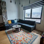 Meu Spacious Two-level In The Heart Of *