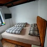 Meu Spacious Two-level In The Heart Of Apartman