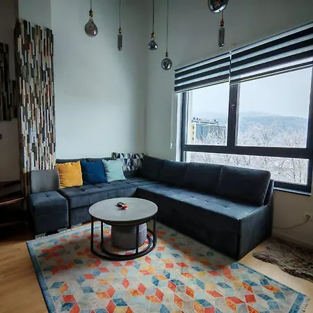 Meu Spacious Two-level In The Heart Of Appartement